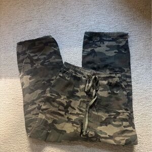 Amazon Camouflage Women's Straight Leg Pants